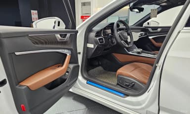A6 (C8)