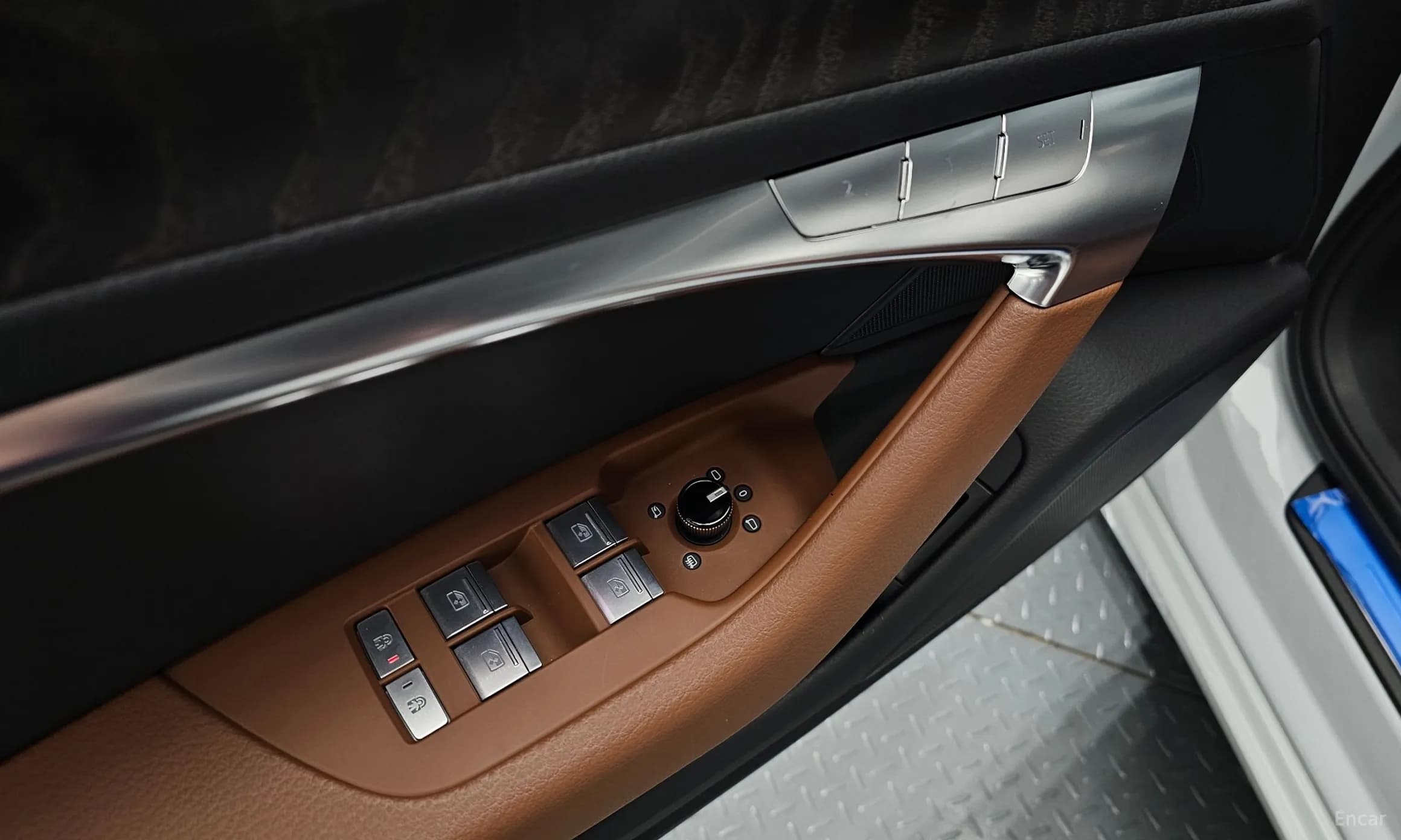 A6 (C8)