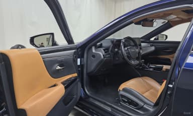 ES300h 7th Generation