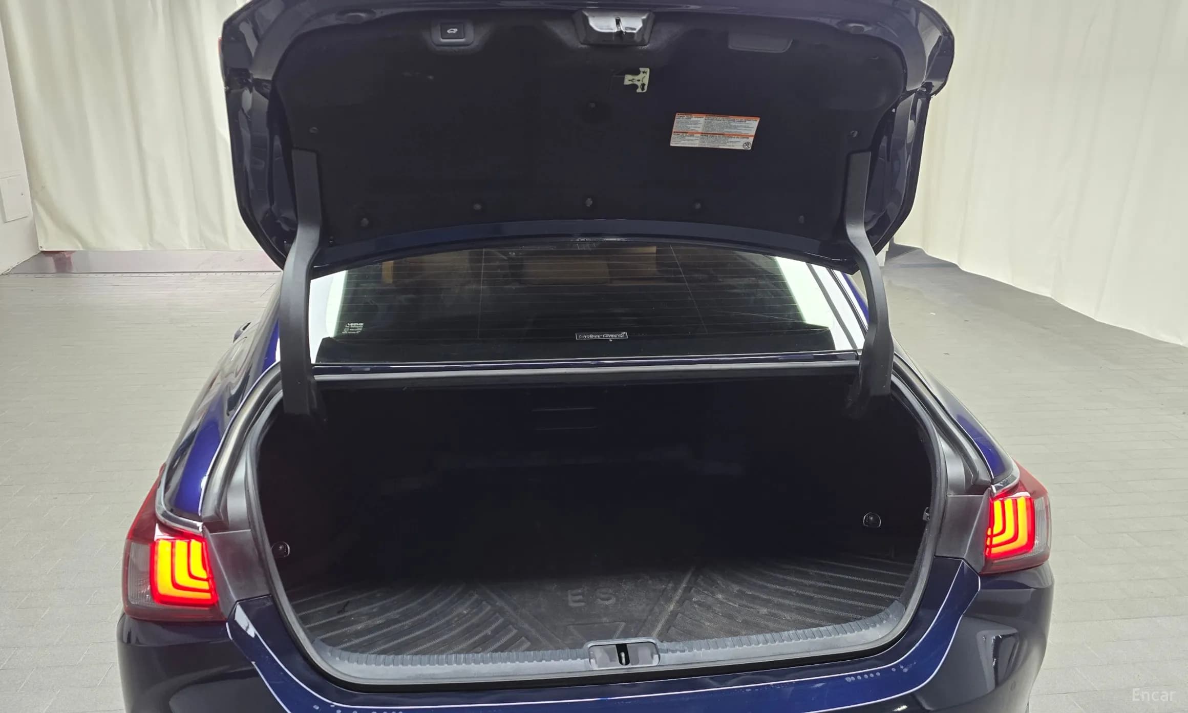 ES300h 7th Generation