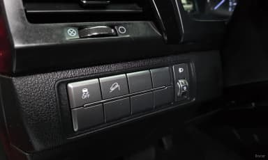 Rexton Sports Khan