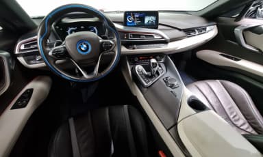 i8