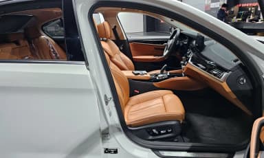 5 Series (G30)