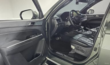 Rexton Sports Khan