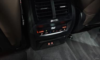 X3 (G01)
