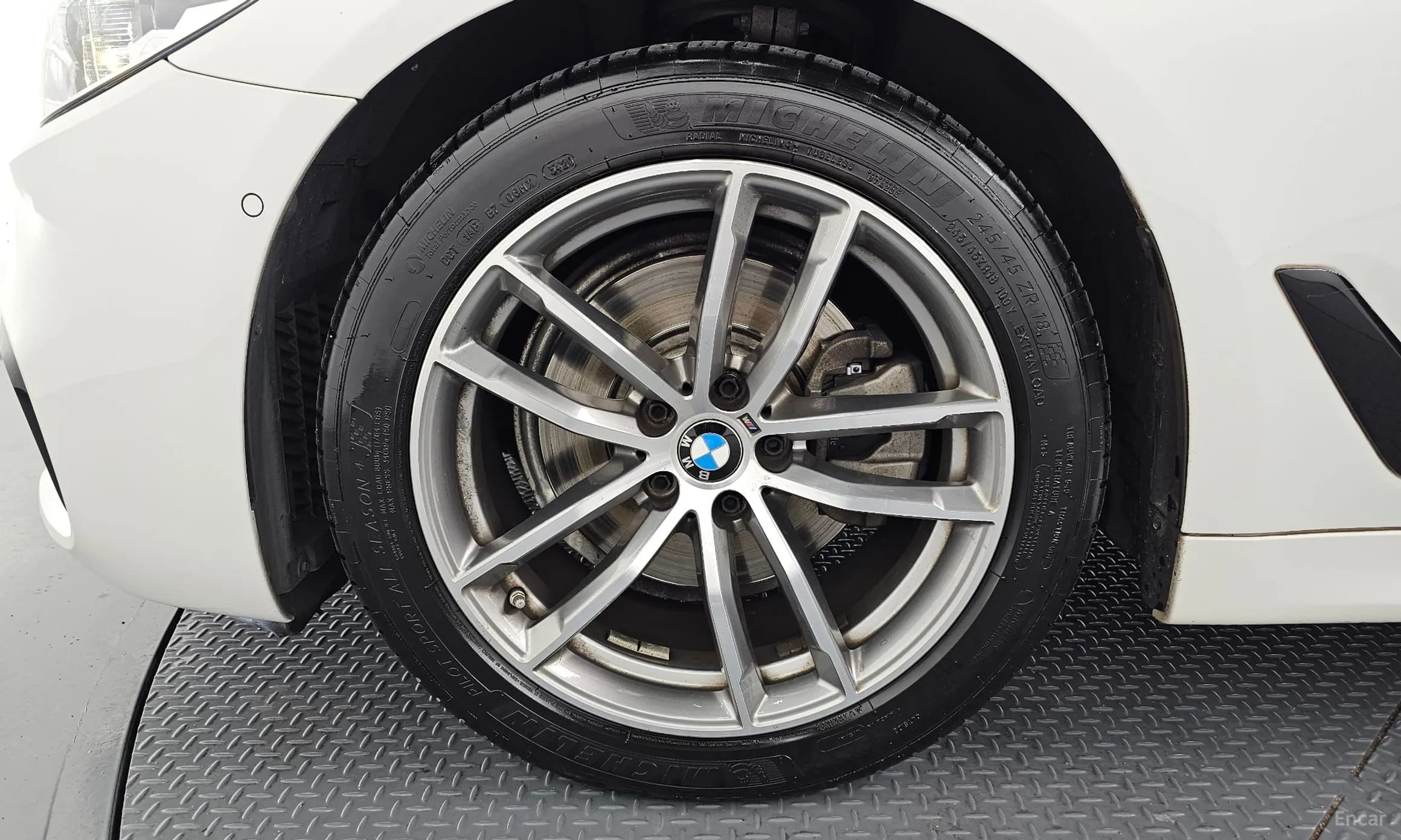 5 Series (G30)