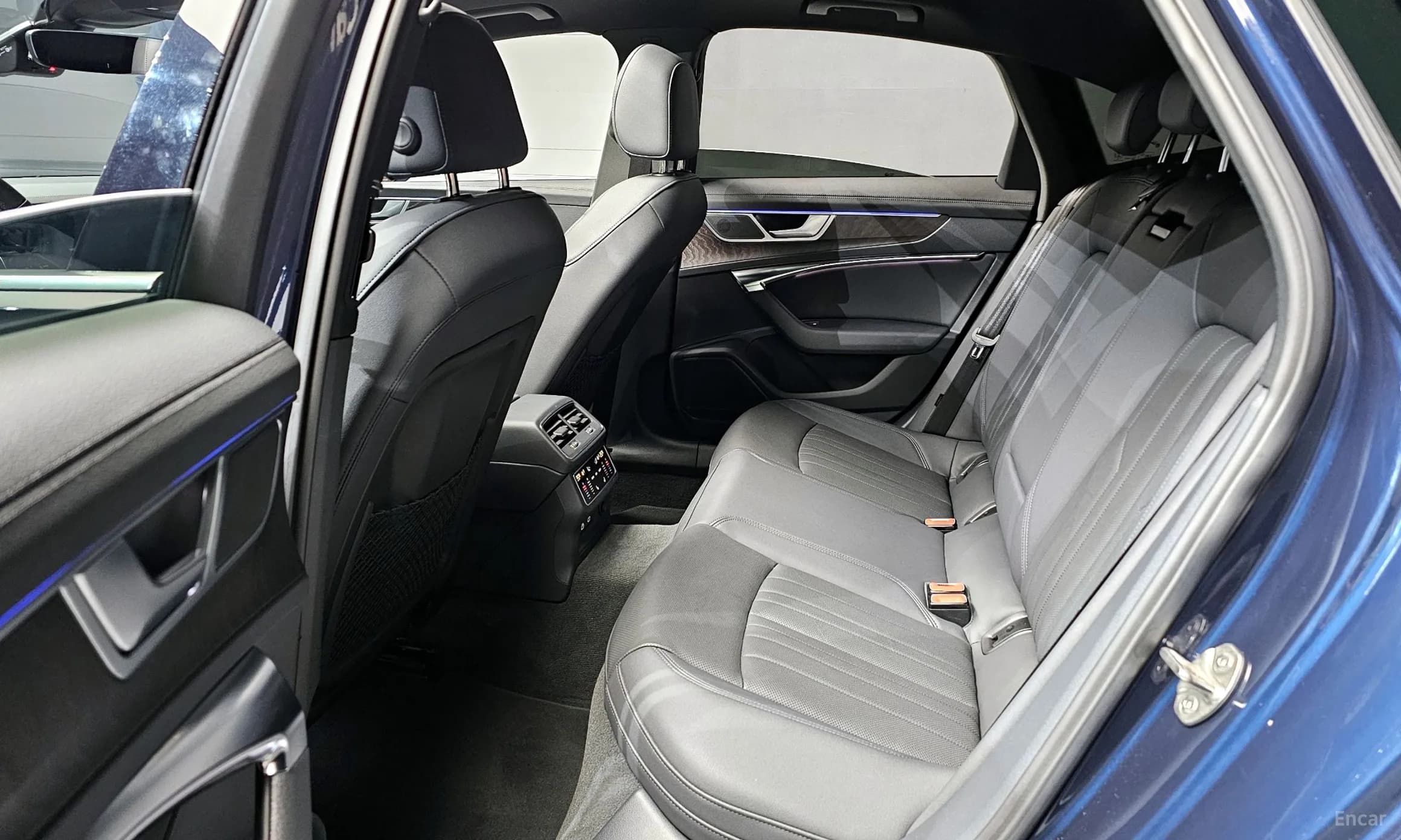 A6 (C8)