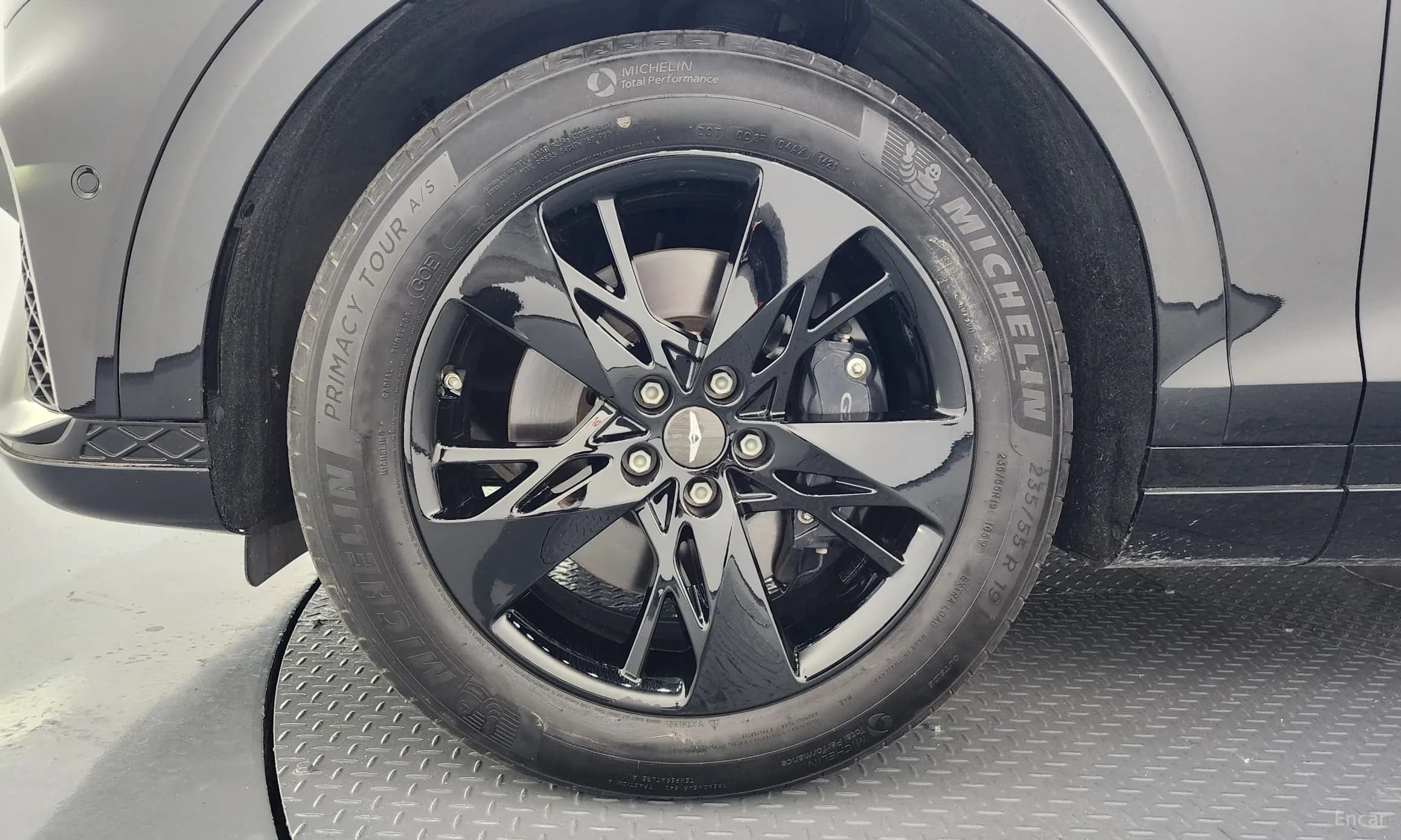 GV70