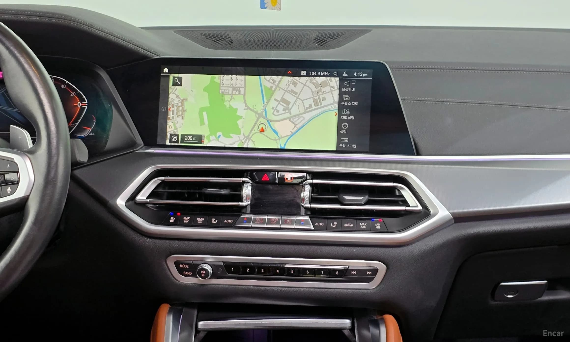 X6 (G06)