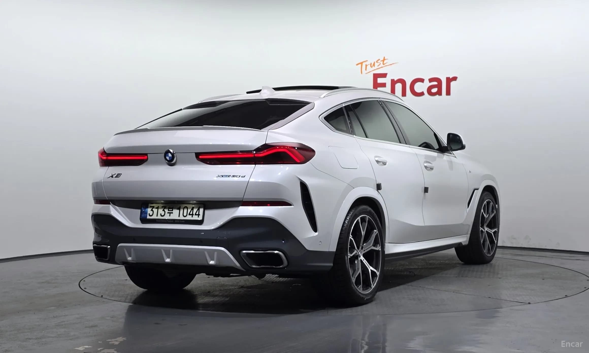 X6 (G06)