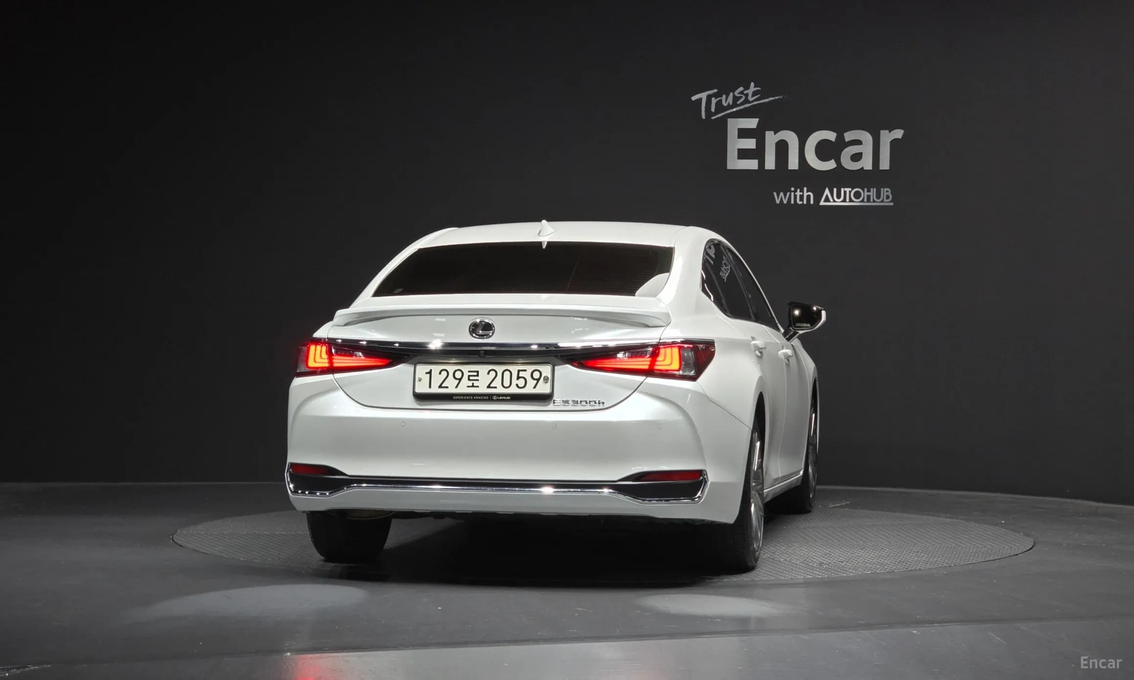 ES300h 7th Generation