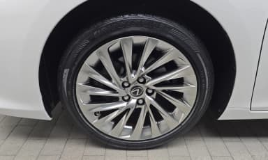 ES300h 7th Generation