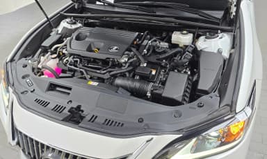 ES300h 7th Generation