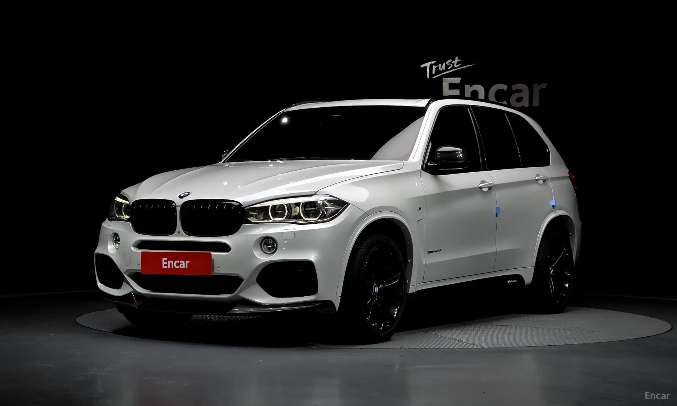 X5 (F15)