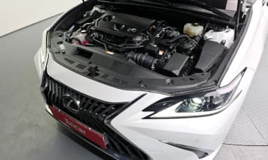 ES300h 7th Generation