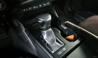 ES300h 7th Generation