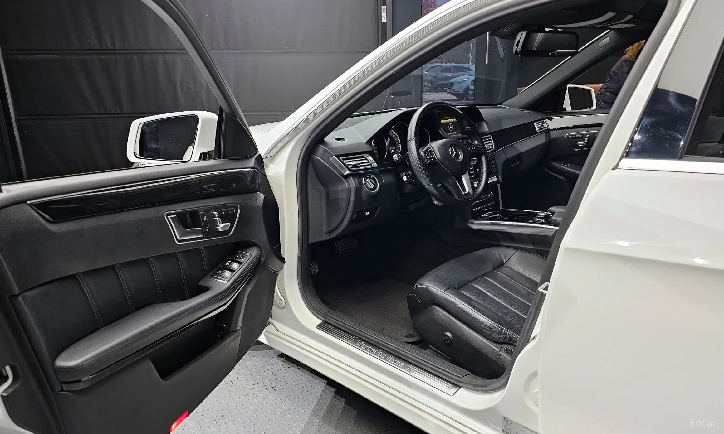 E-Class W212
