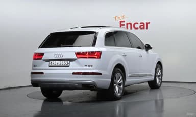 Q7 (4M)