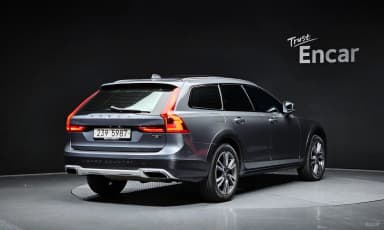 V90 Cross Country