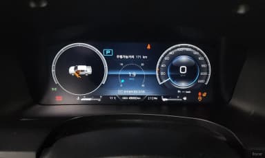 Rexton Sports Khan