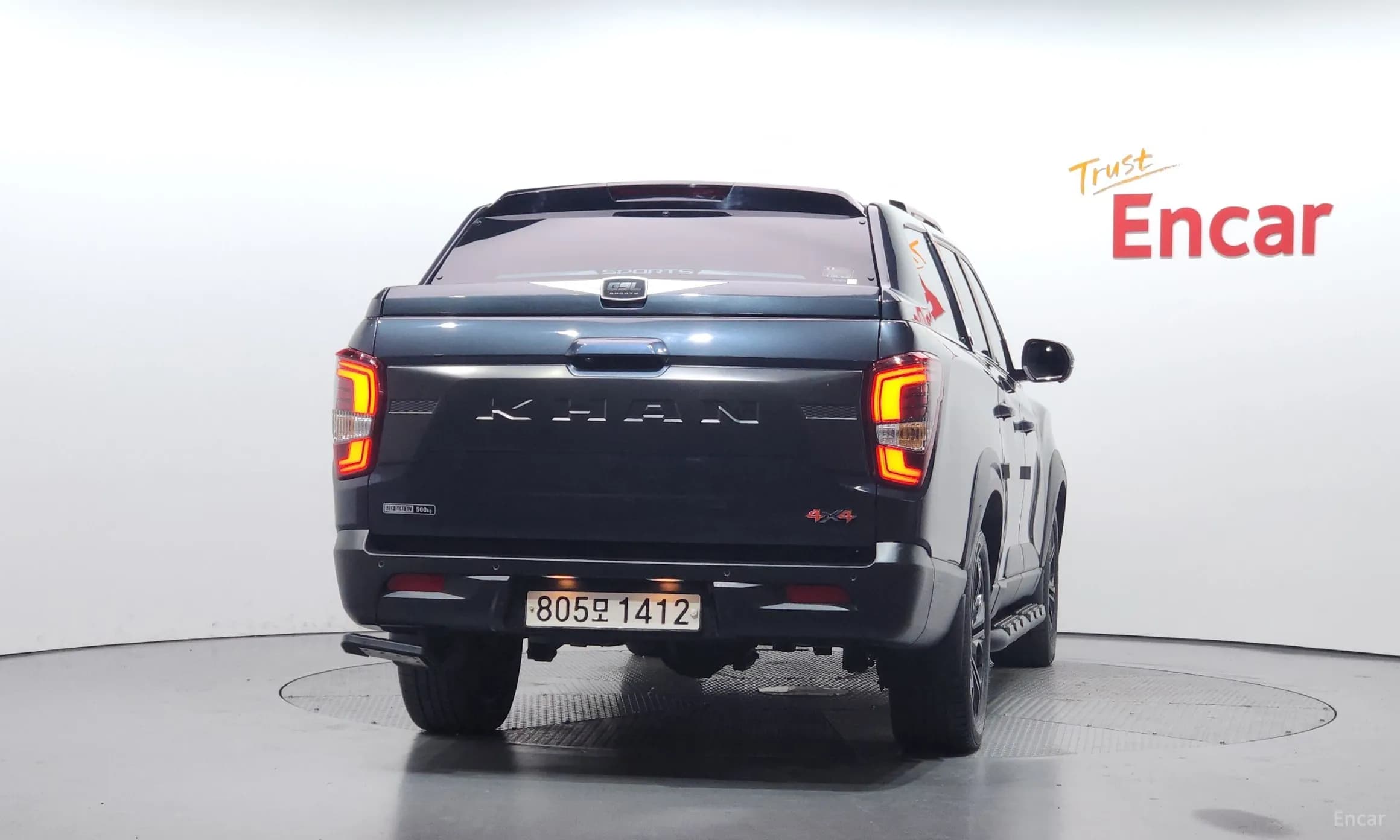 Rexton Sports Khan