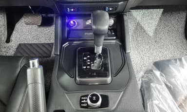 Rexton Sports Khan