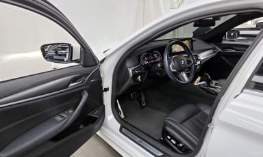 5 Series (G30)