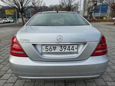 S-Class W221