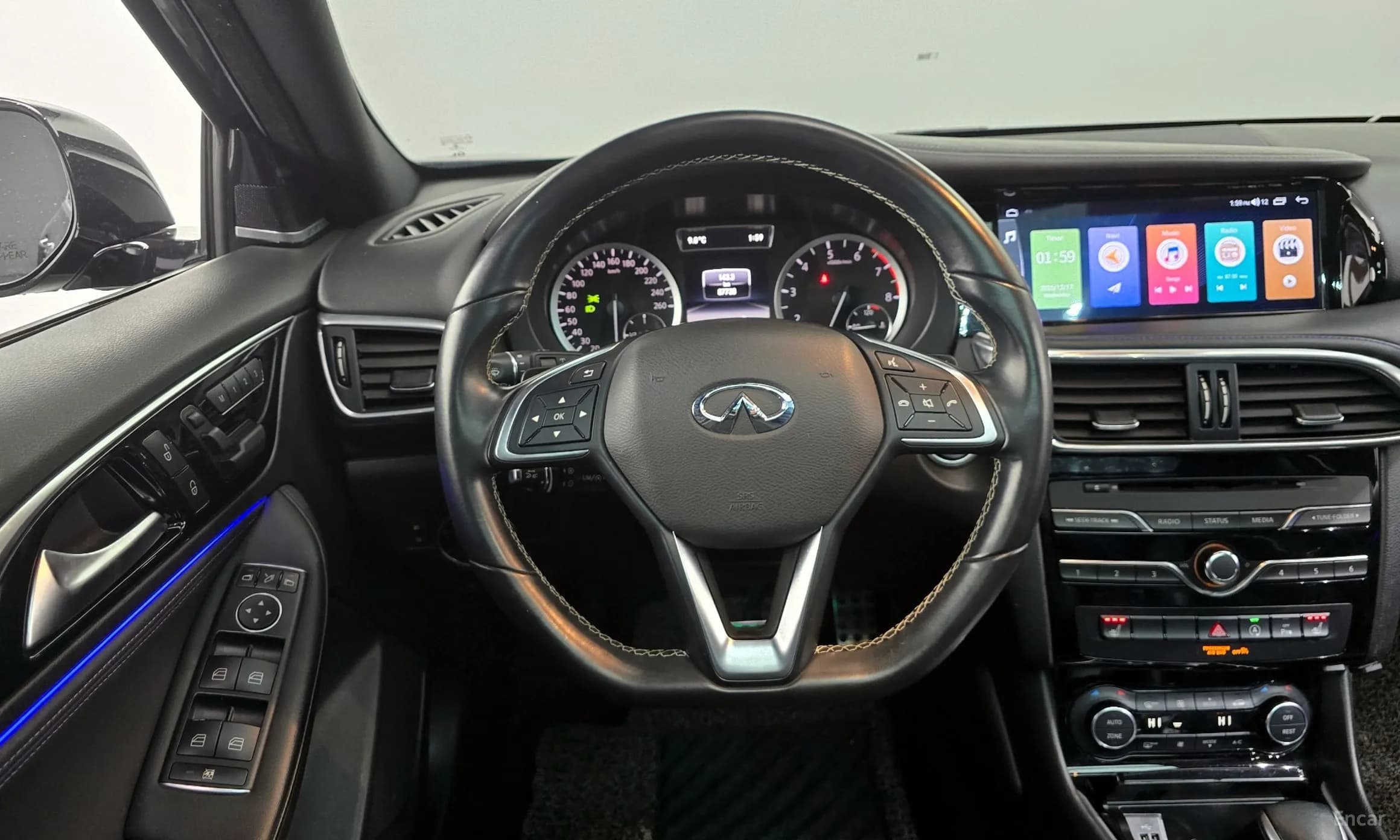 Q30
