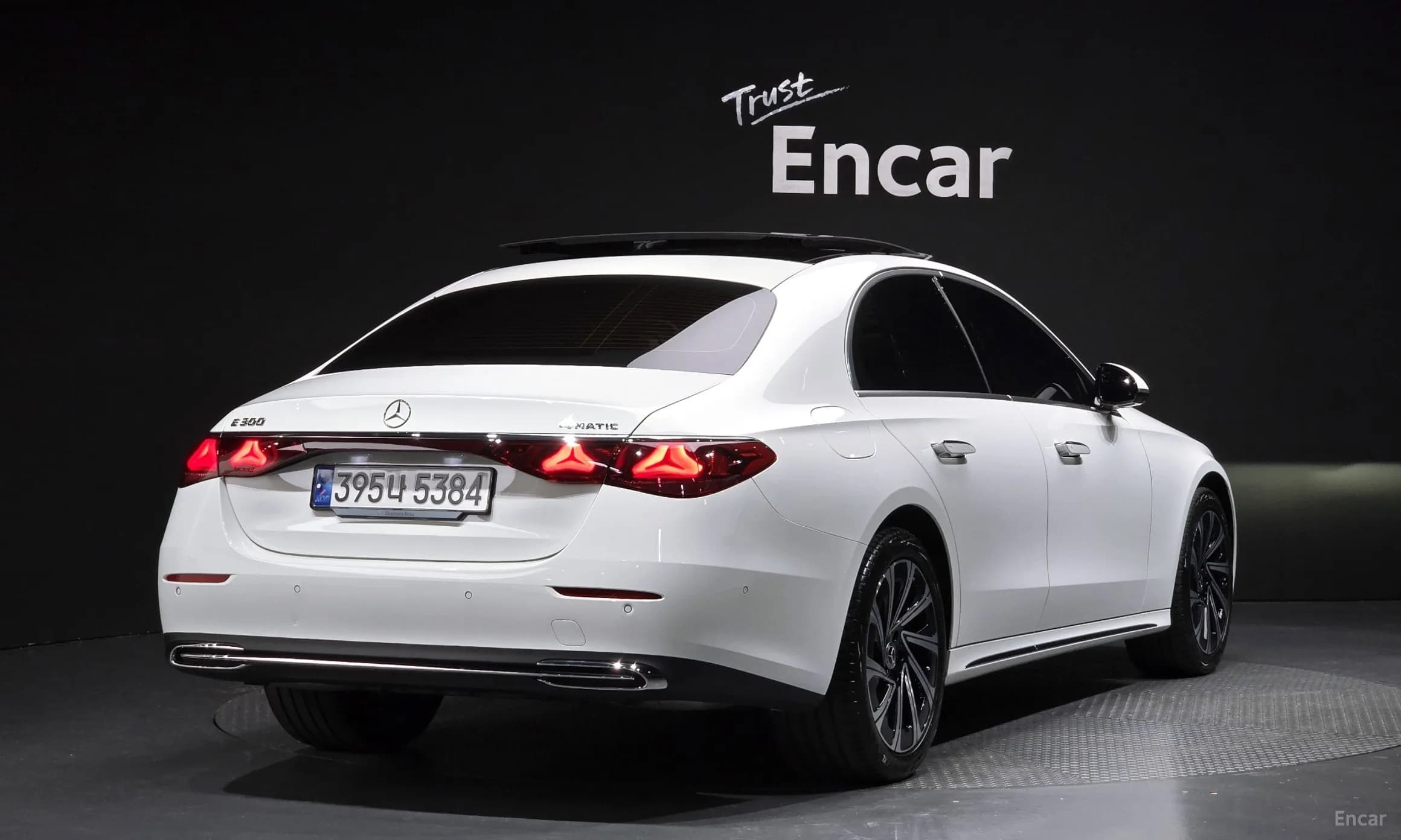 E-Class W214