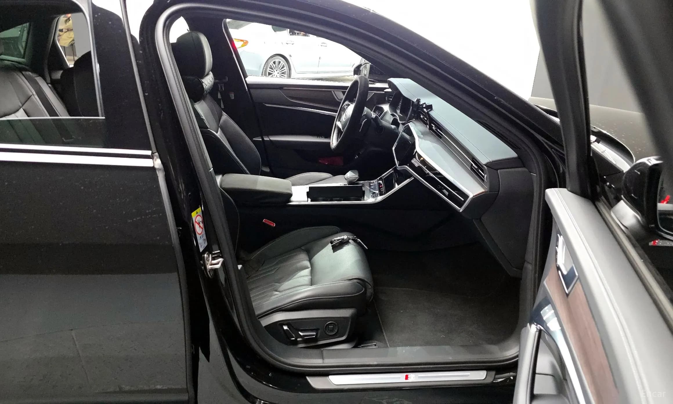A6 (C8)