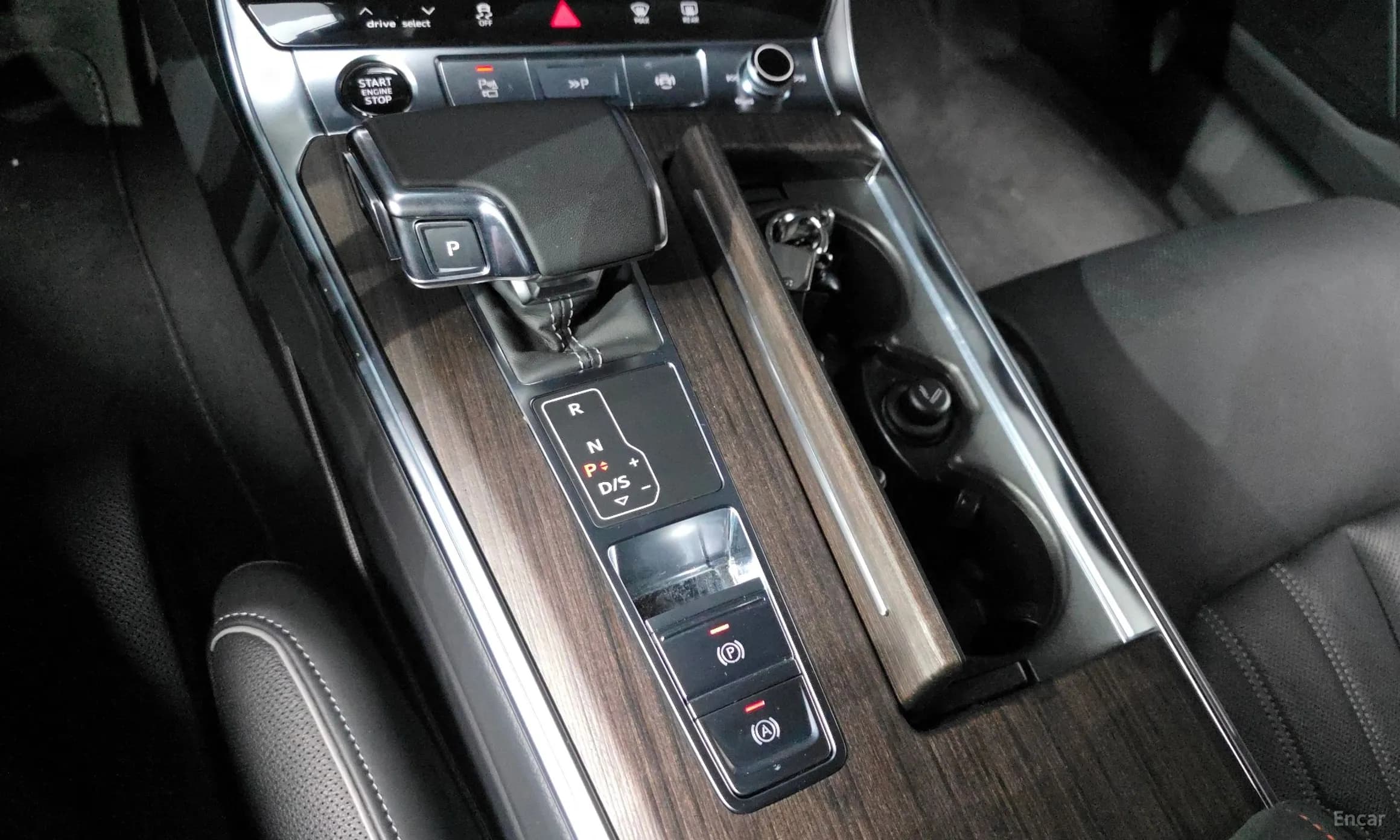 A6 (C8)