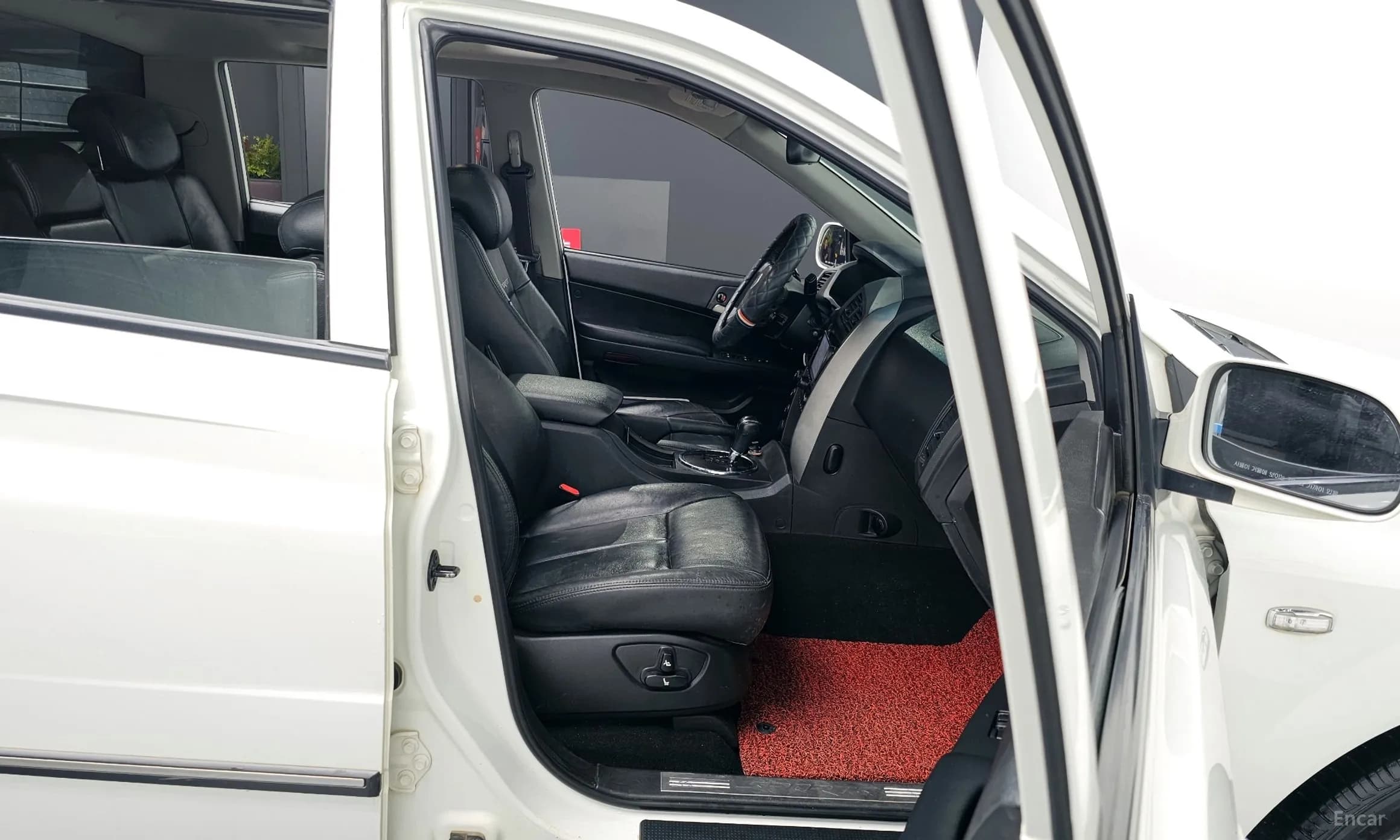 Korando Sports