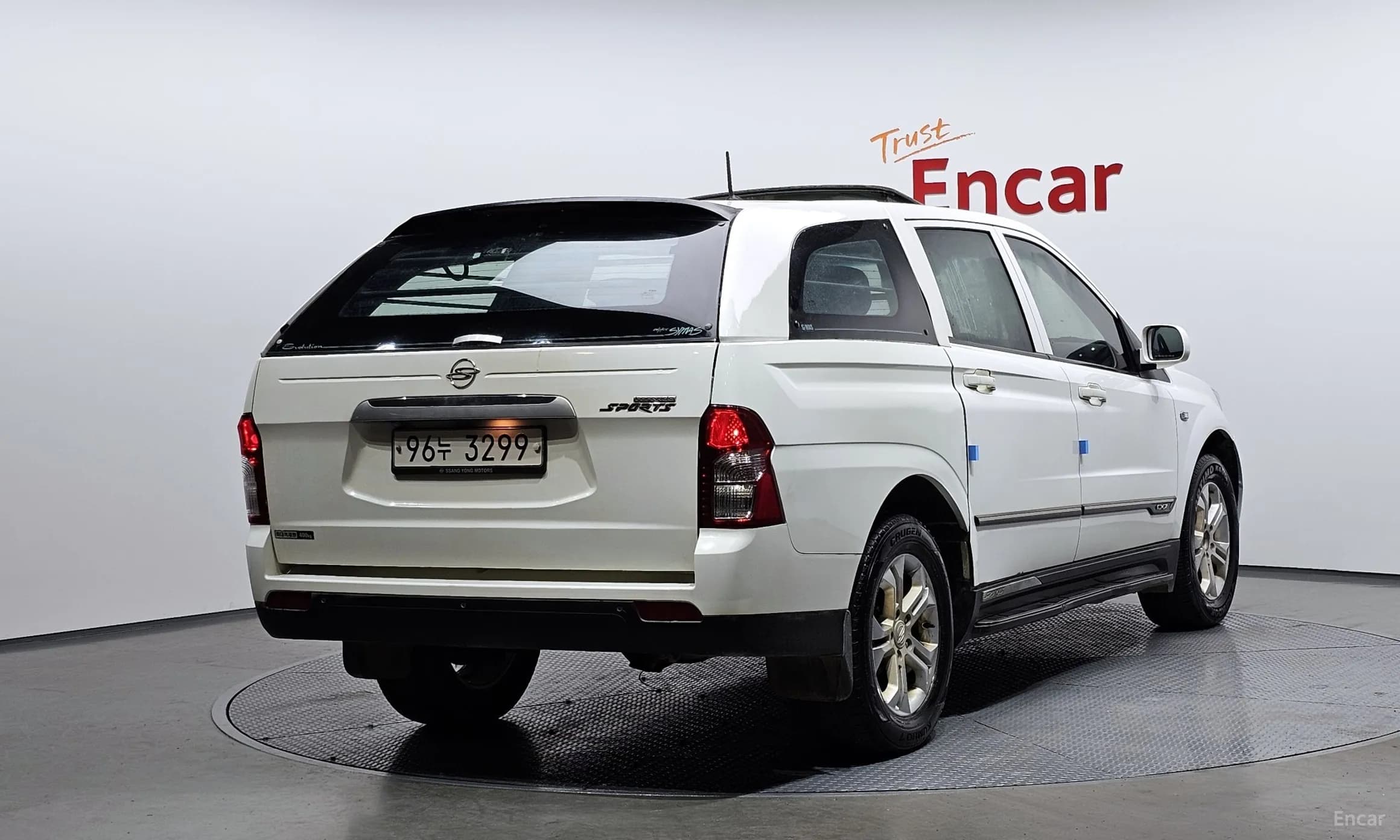 Korando Sports