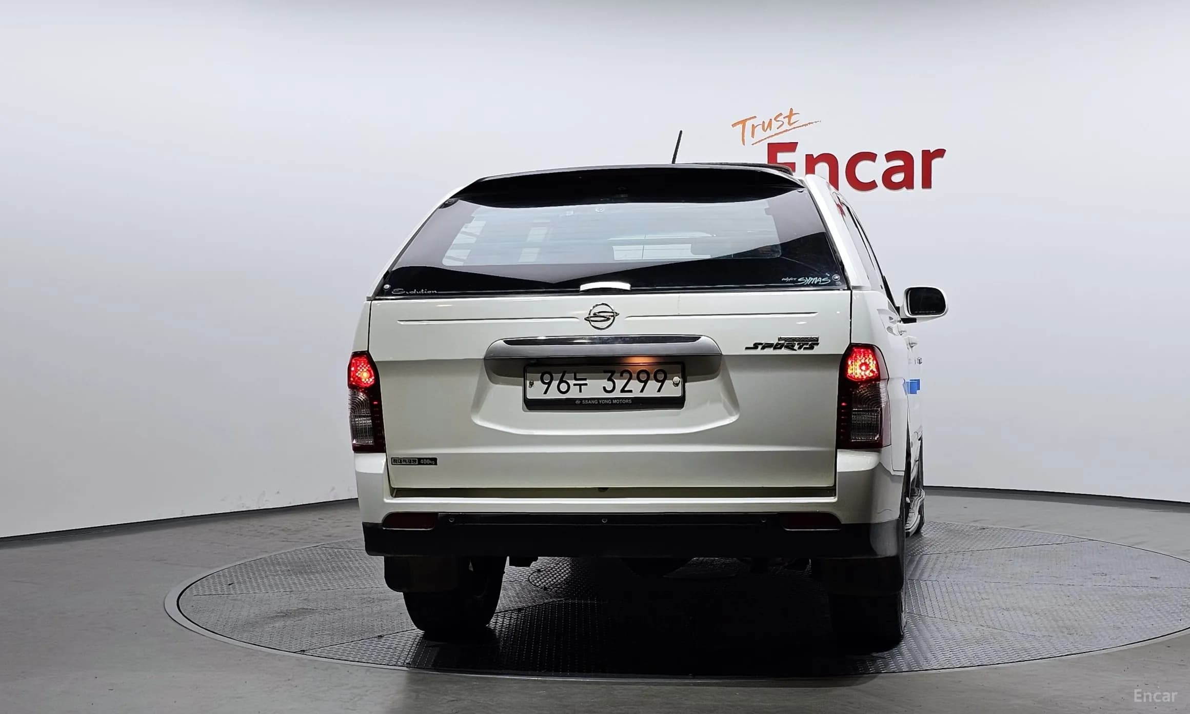 Korando Sports