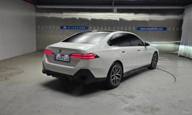 5 Series (G60)