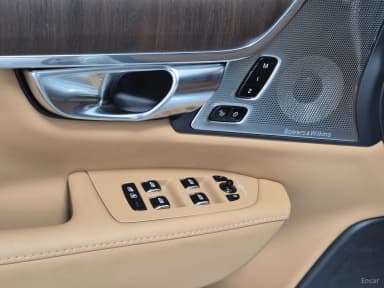 S90