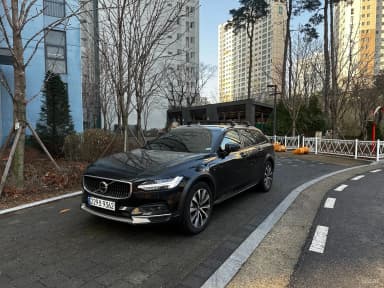 V90 Cross Country