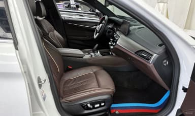 5 Series (G30)