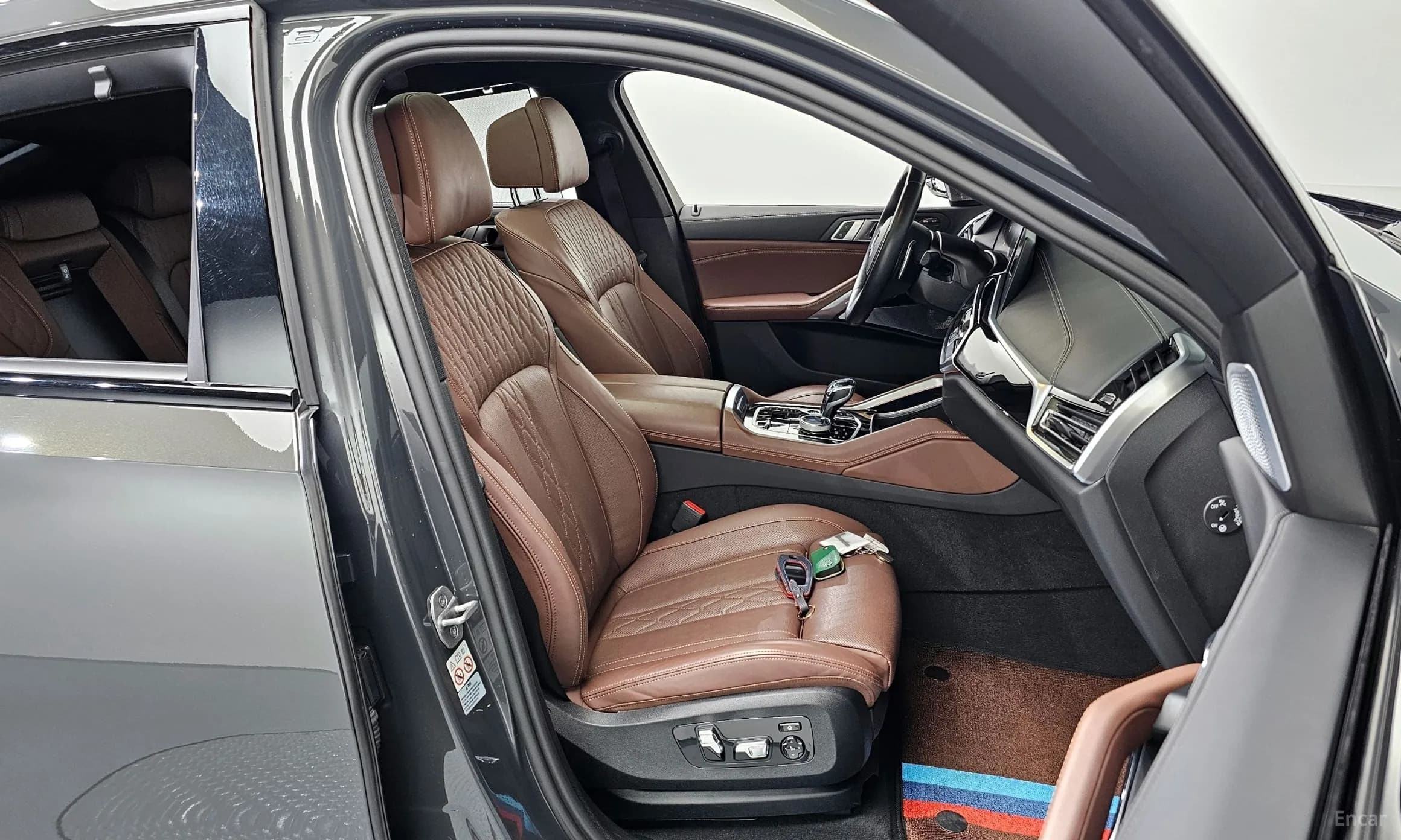 X6 (G06)