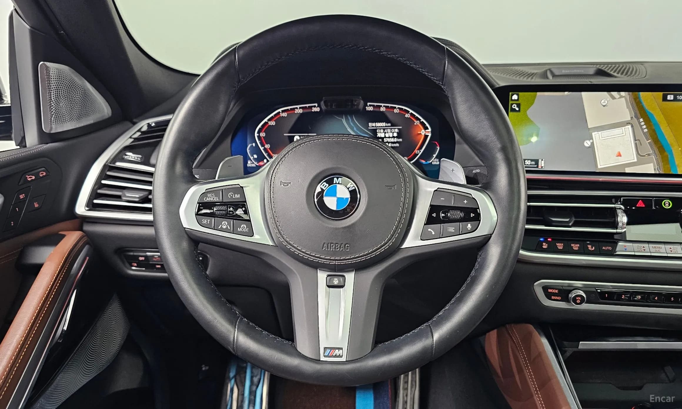 X6 (G06)