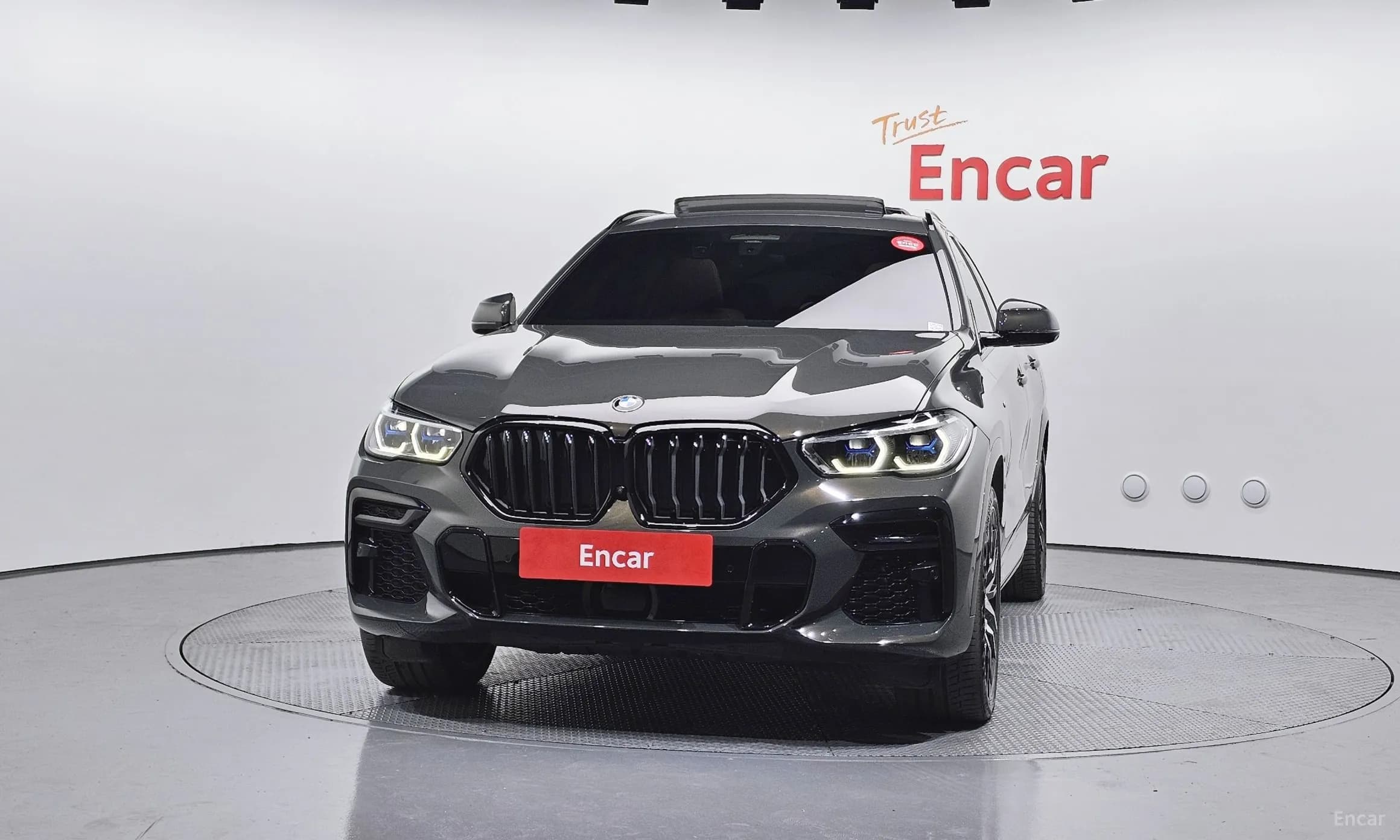 X6 (G06)
