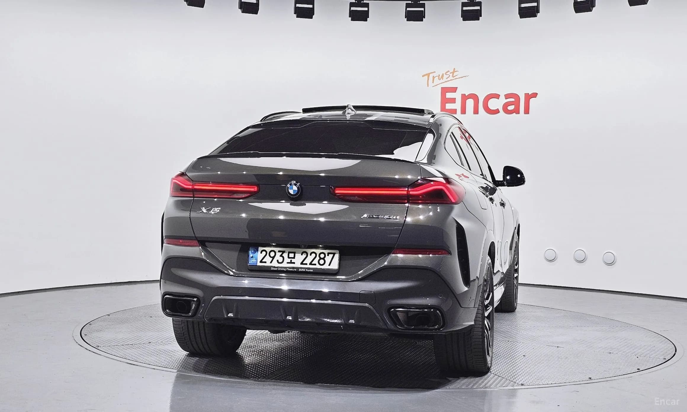 X6 (G06)