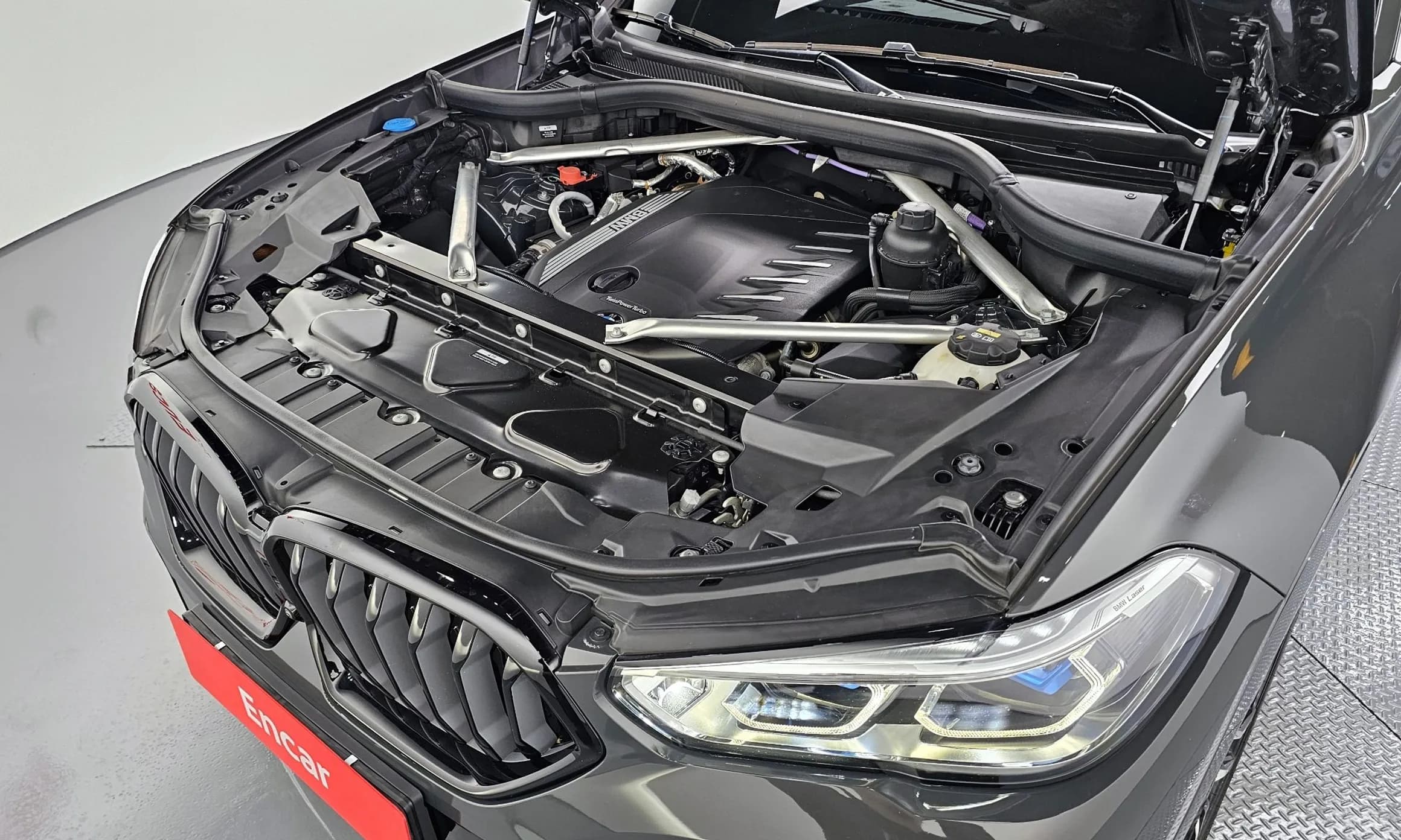 X6 (G06)