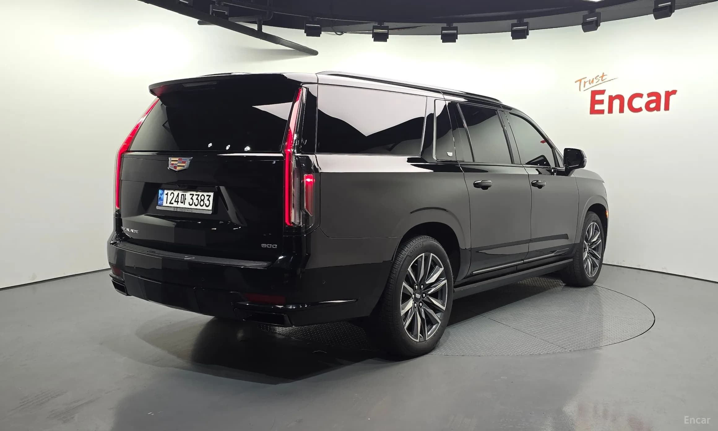 Escalade 5th Generation