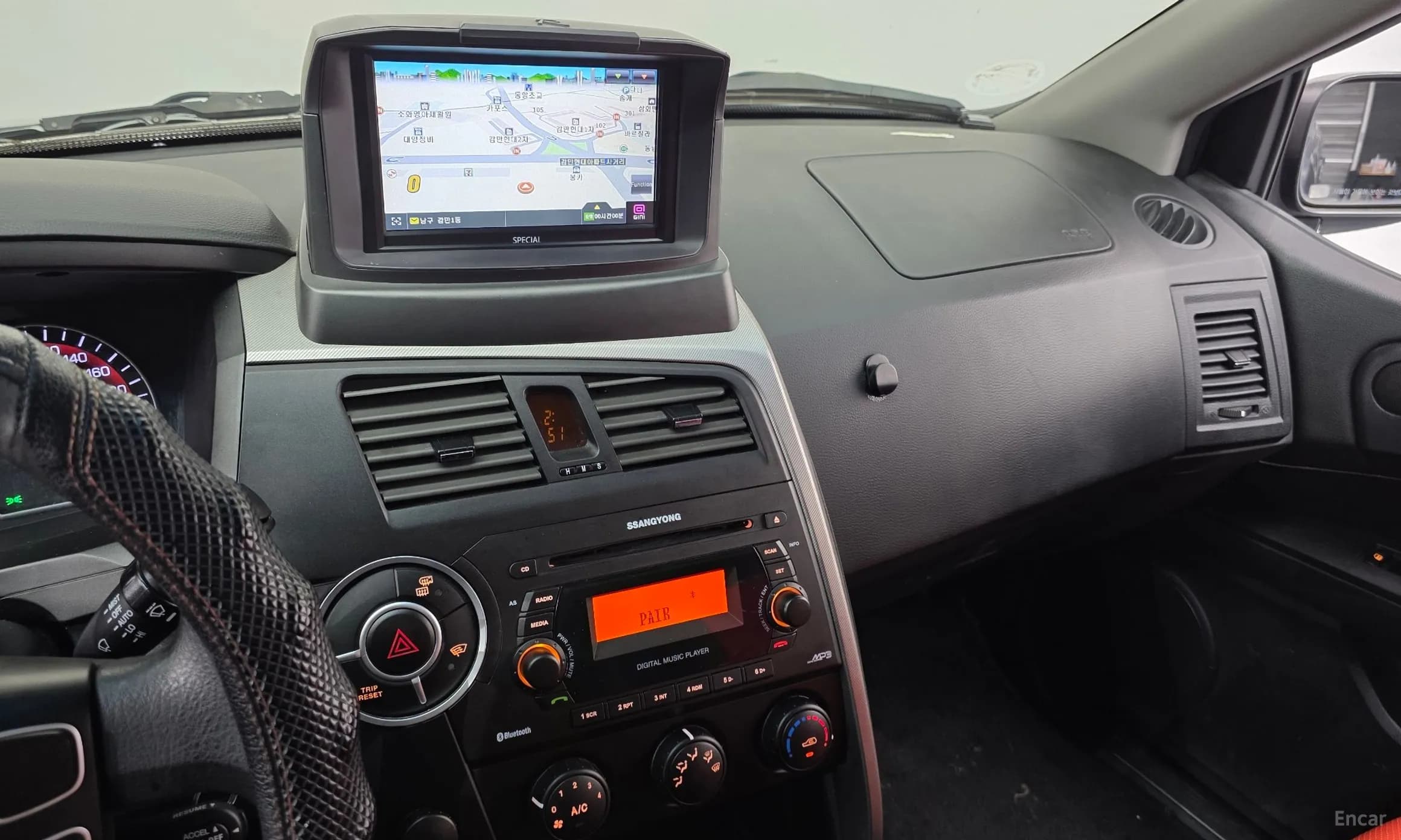 Korando Sports