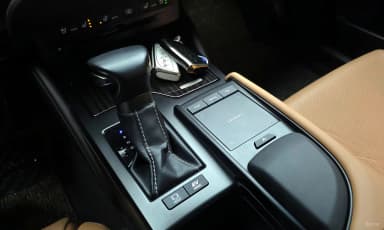 ES300h 7th Generation