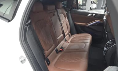 X6 (G06)