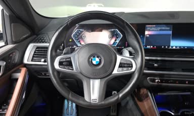 X6 (G06)