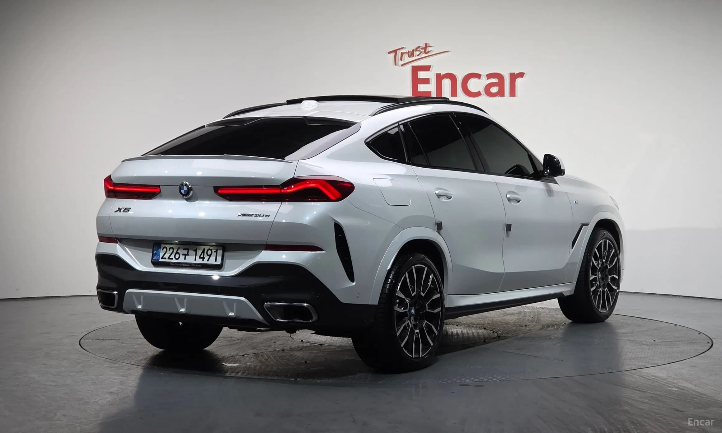 X6 (G06)